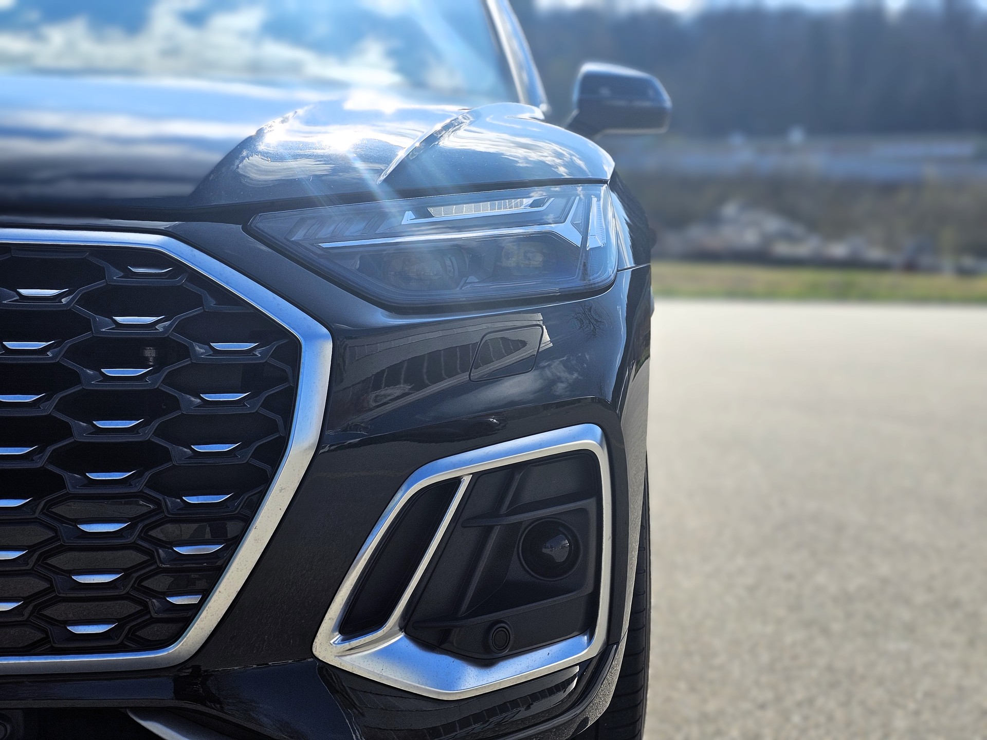 AUDI Q5 Sportback 40 TDI S line quattro S-tronic-image-8