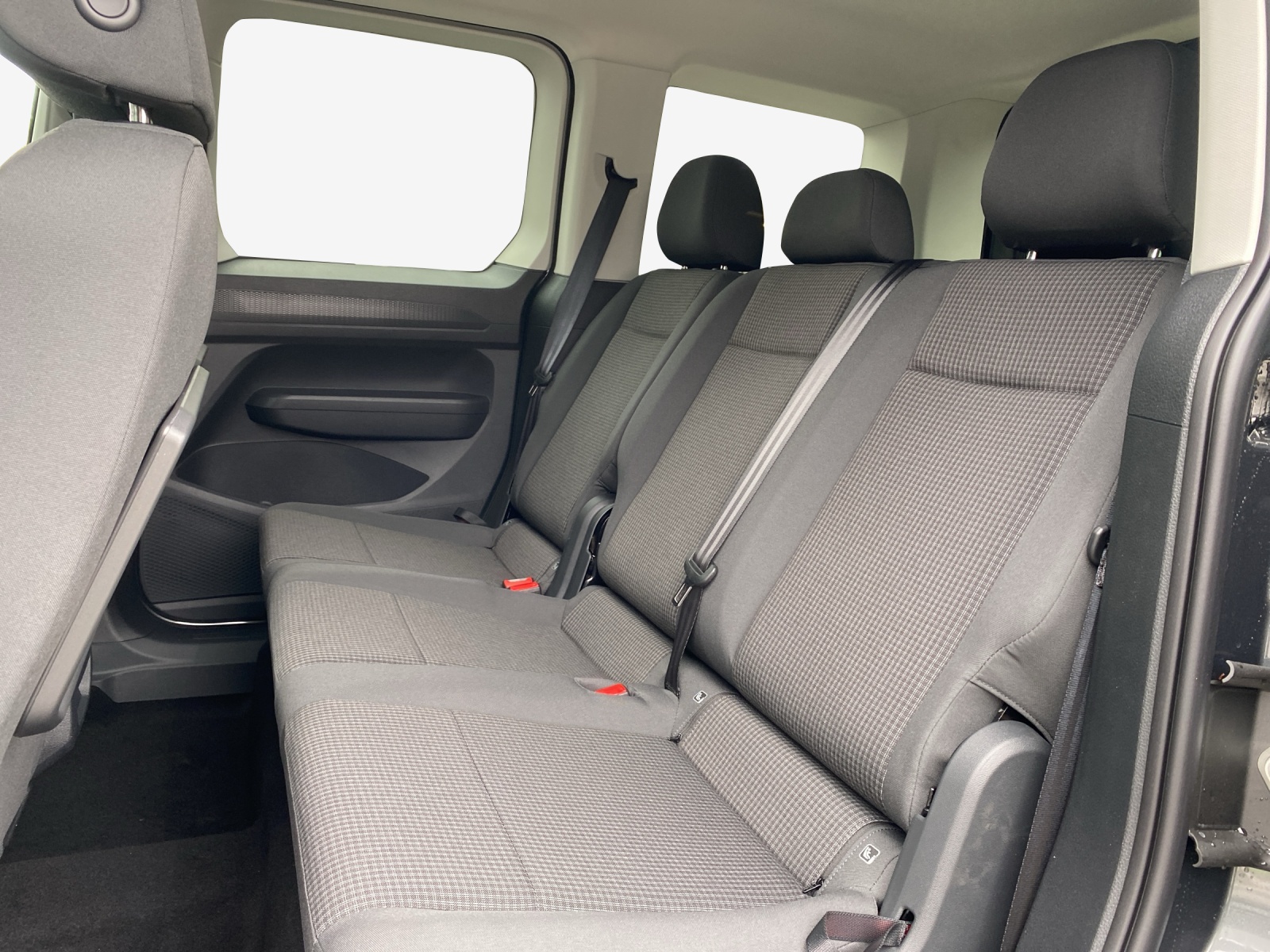VW Caddy 1.5 TSI Plug in Hybrid Liberty DSG-image-11