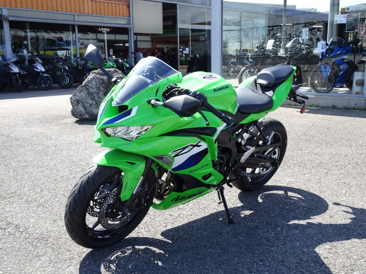 KAWASAKI Ninja ZX-4 RR (35kW) Kaufen