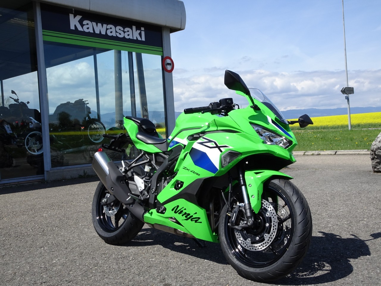 KAWASAKI Ninja ZX-4 RR (35kW) Kaufen