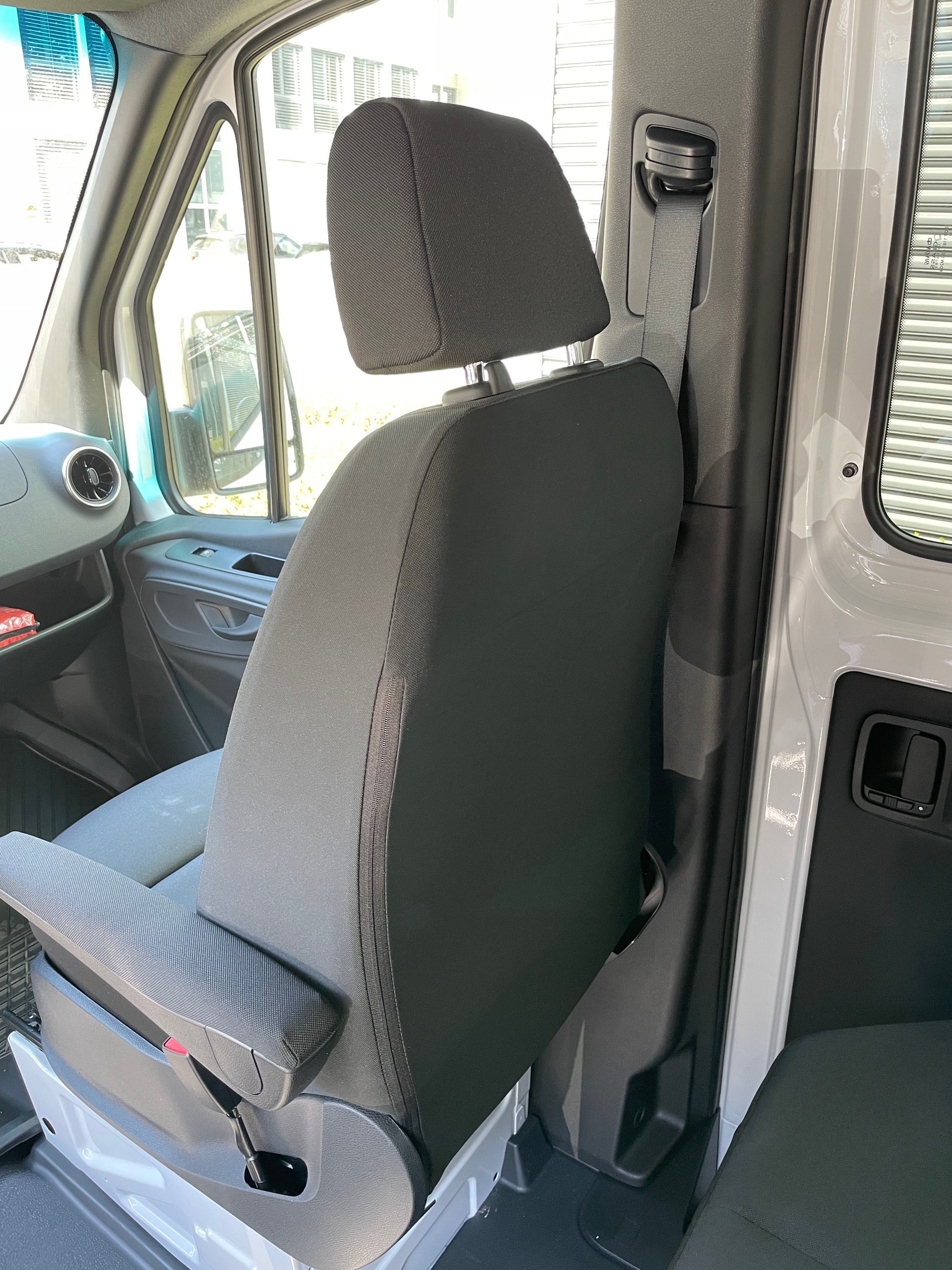 MERCEDES-BENZ Sprinter 317 CDI Lang 9G-TRONIC-image-21