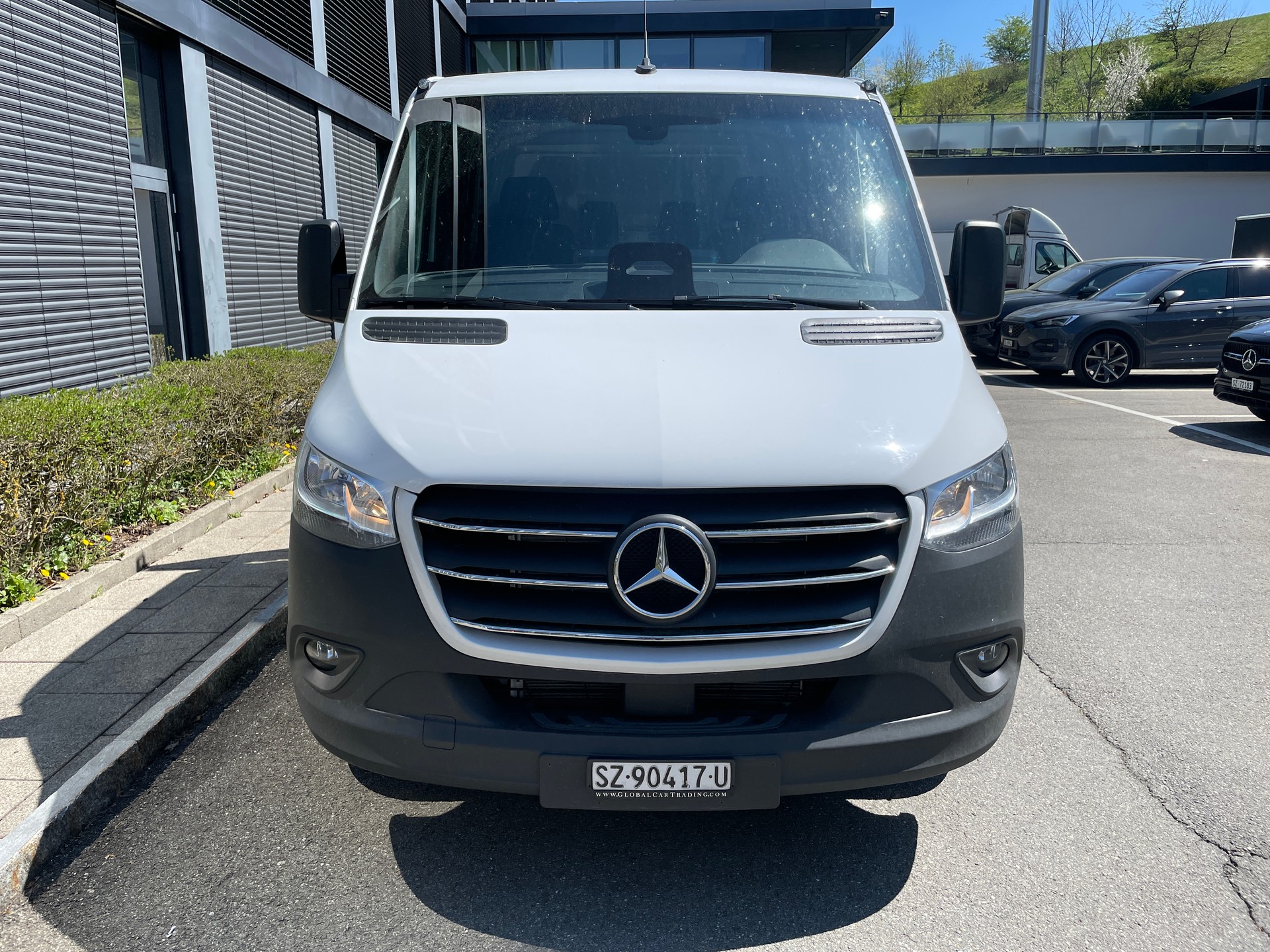 MERCEDES-BENZ Sprinter 317 CDI Lang 9G-TRONIC-showroom-element-1