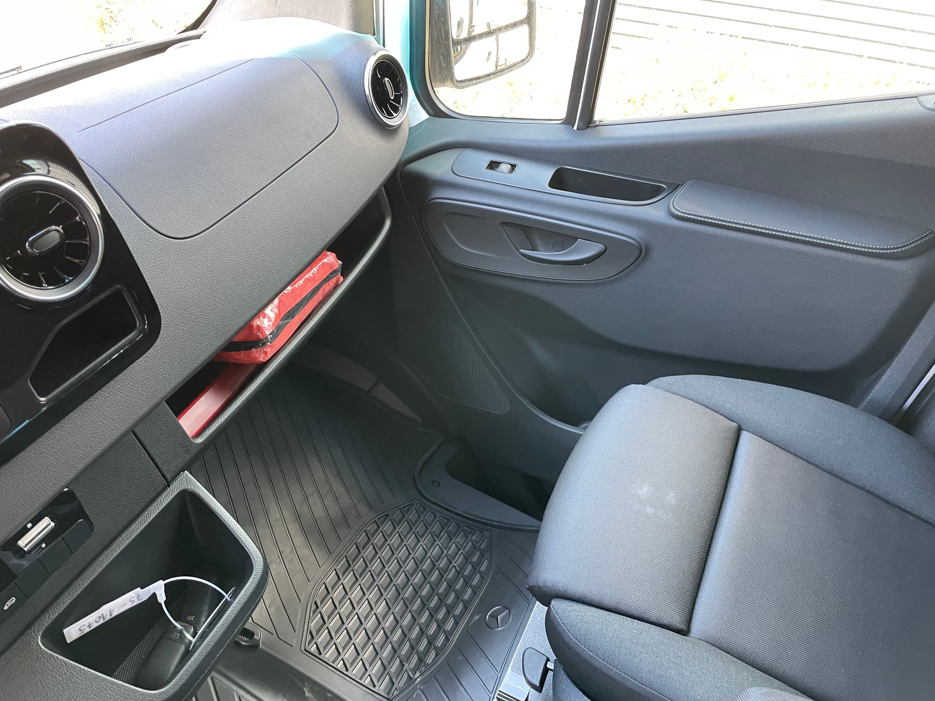 MERCEDES-BENZ Sprinter 317 CDI Lang 9G-TRONIC-image-13