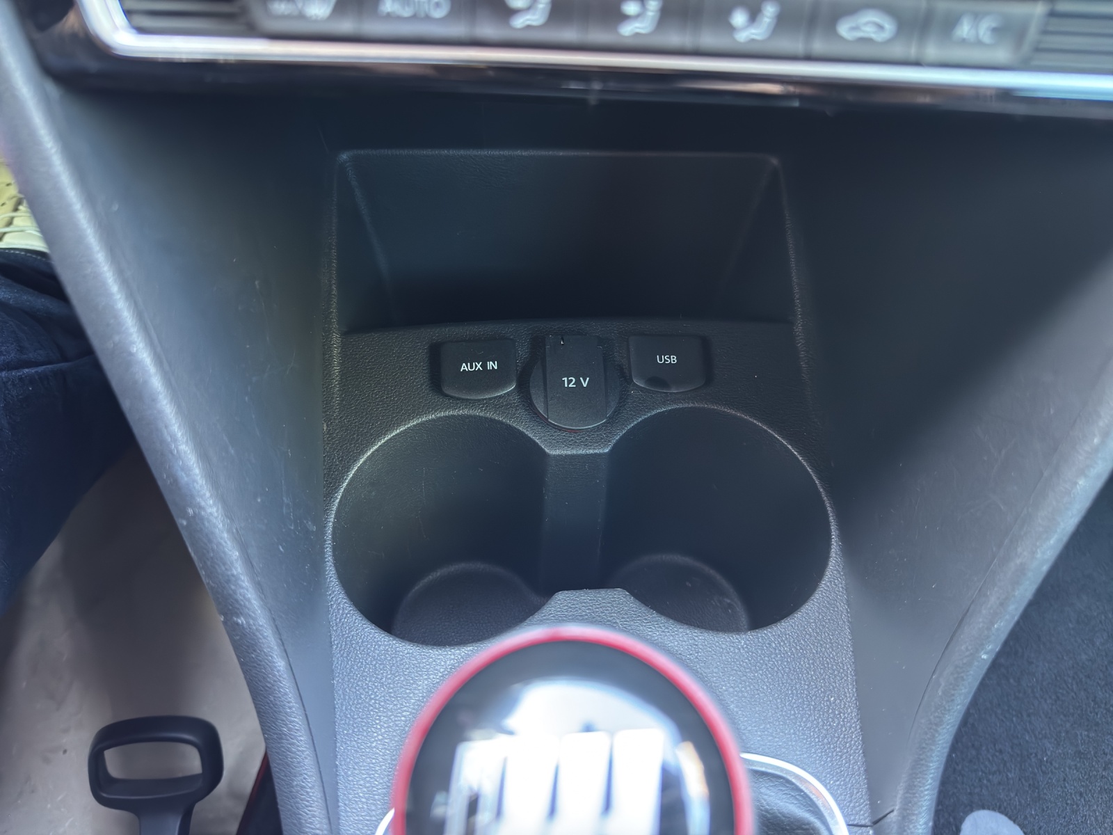 VW Polo 1.8 TSI GTI-image-24