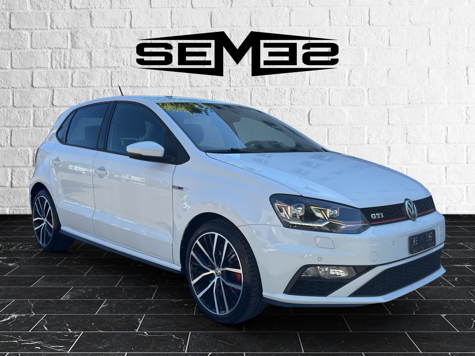 VW Polo 1.8 TSI GTI-image-6