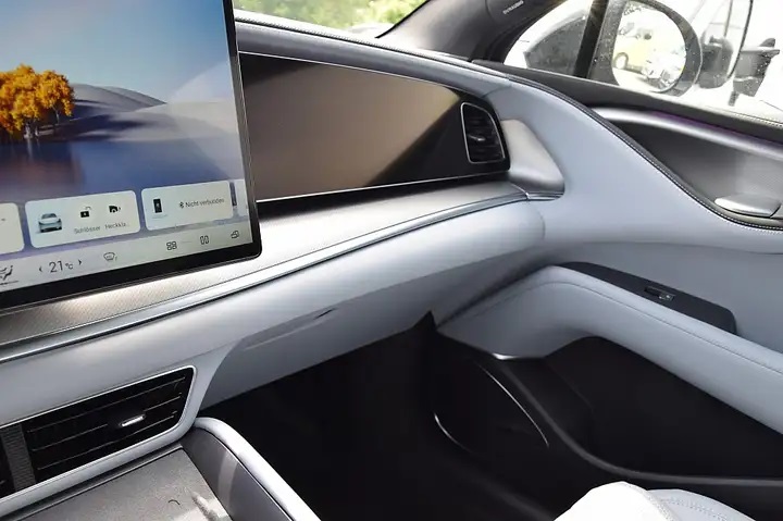 BYD Sealion 7 Excellence AWD - helles Intérieur-image-18