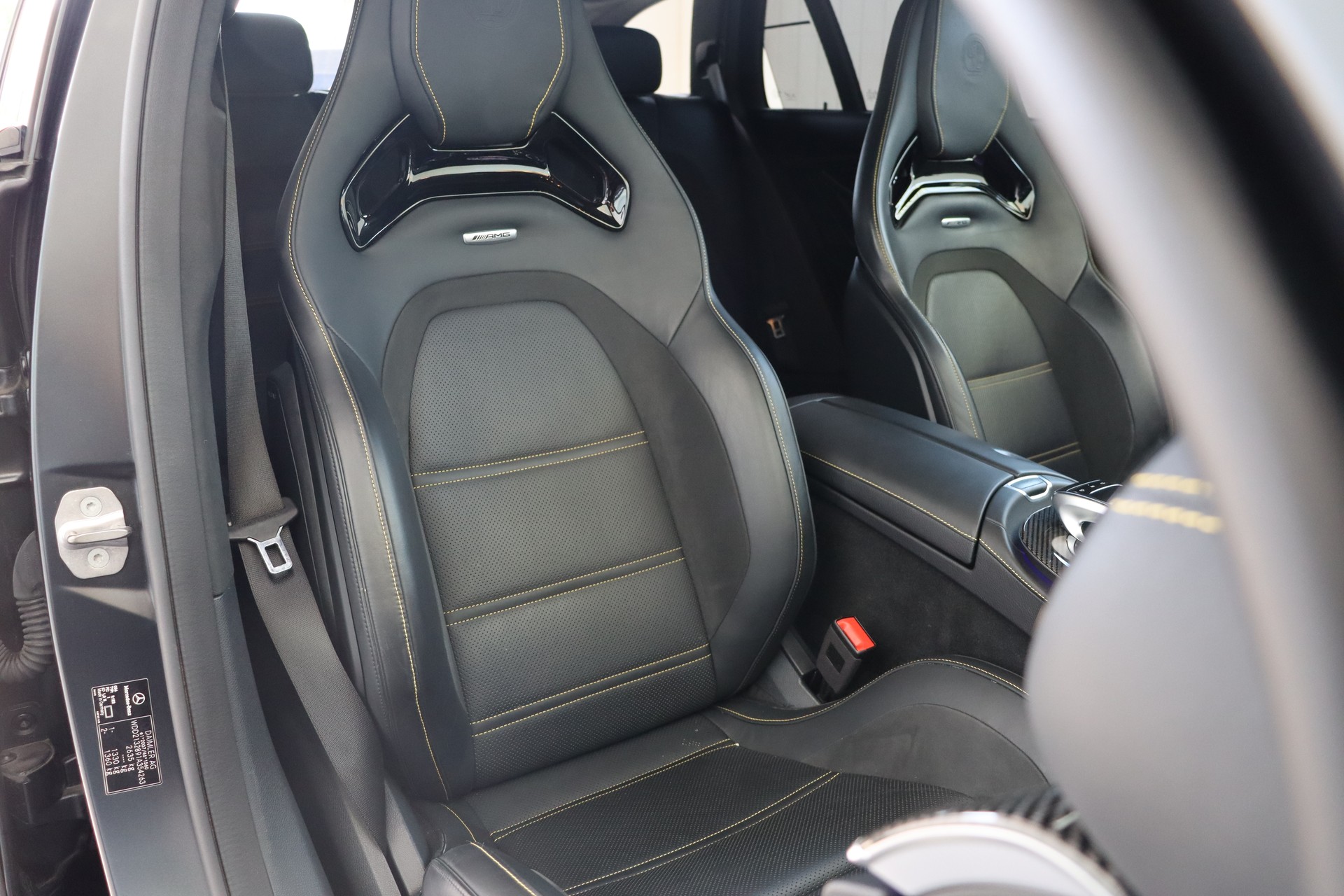 MERCEDES-BENZ E 63 AMG S EDITION 1 4 MATIC 9G-TRONIC-image-11