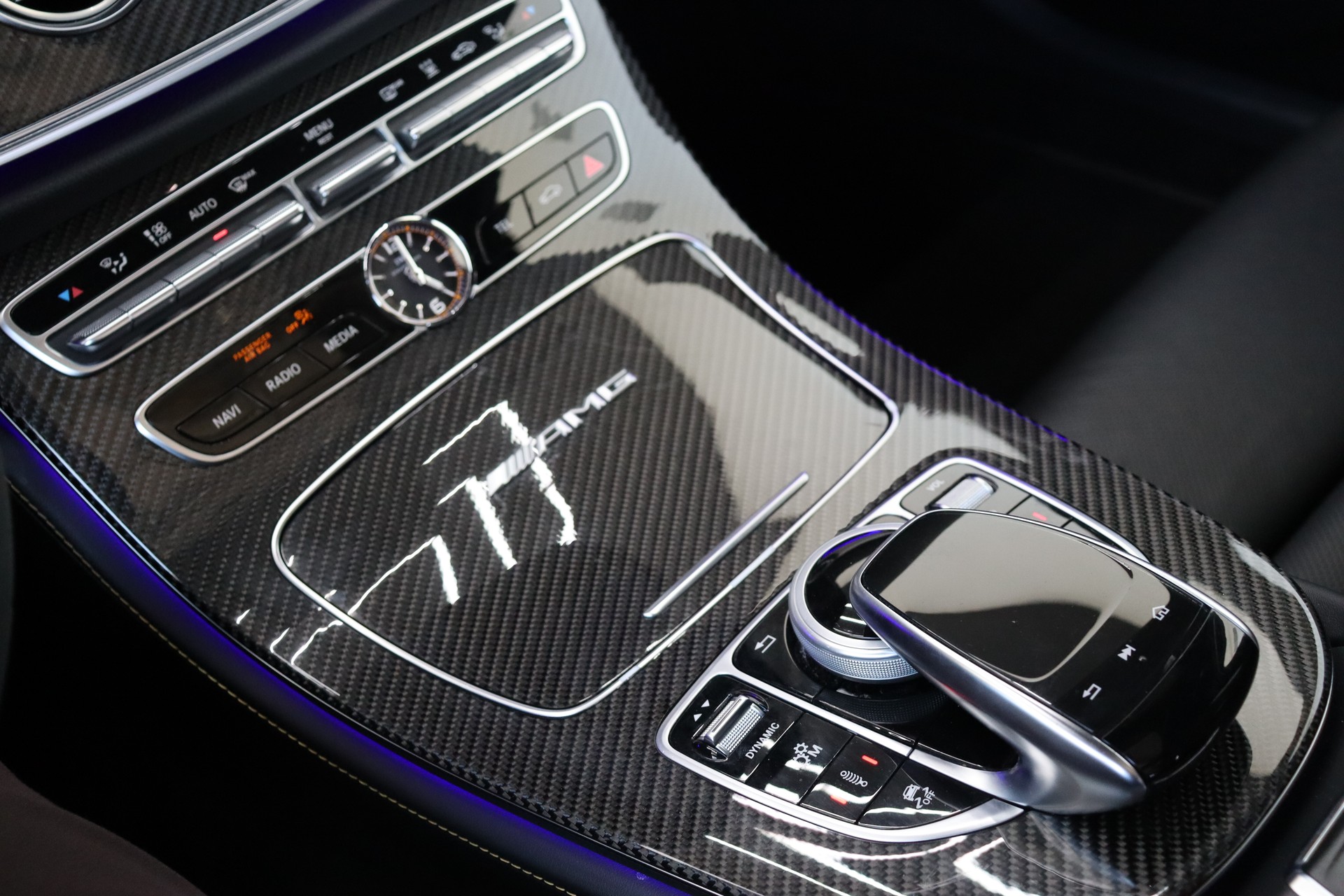 MERCEDES-BENZ E 63 AMG S EDITION 1 4 MATIC 9G-TRONIC-image-19
