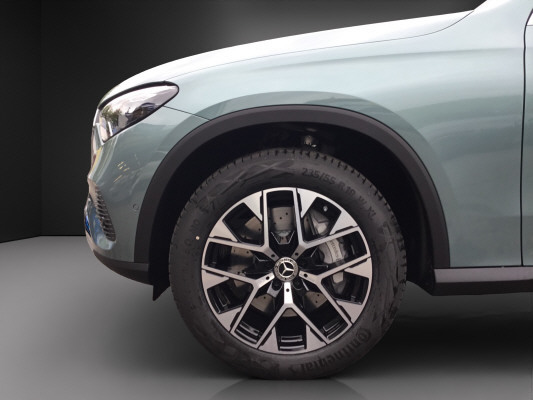 MERCEDES-BENZ GLC 300 e 4M EQ Star-image-12