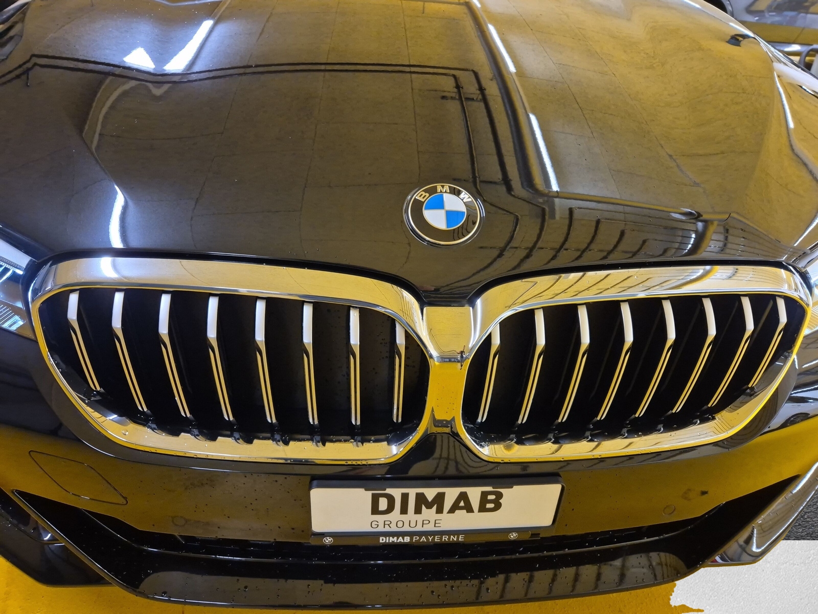 BMW 520d xDrive 48V Touring M Sport Pro Steptronic-image-23