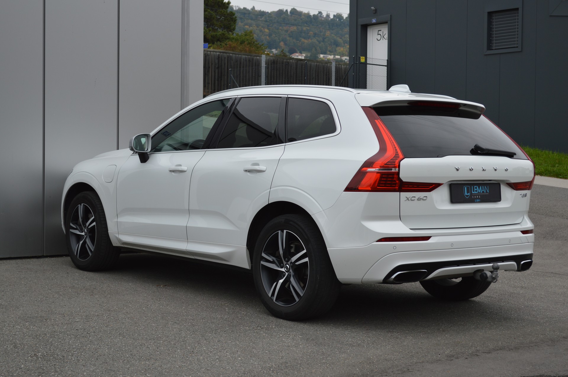 VOLVO XC60 T8 eAWD R-Design Geartronic-image-6
