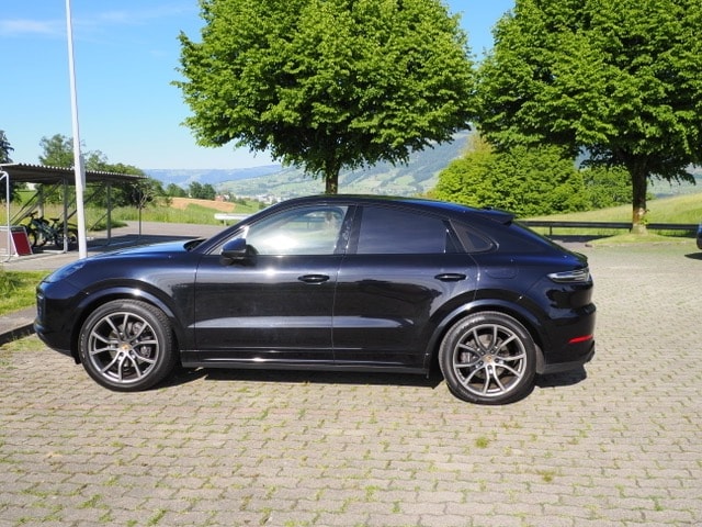 PORSCHE 3.0 V6 E-Hybrid Coupé-image-4