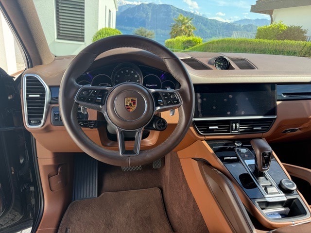 PORSCHE 3.0 V6 E-Hybrid Coupé-image-6