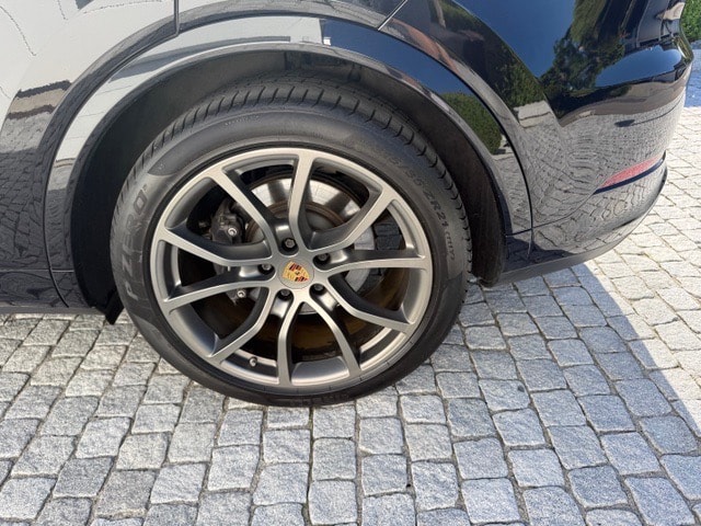 PORSCHE 3.0 V6 E-Hybrid Coupé-image-10