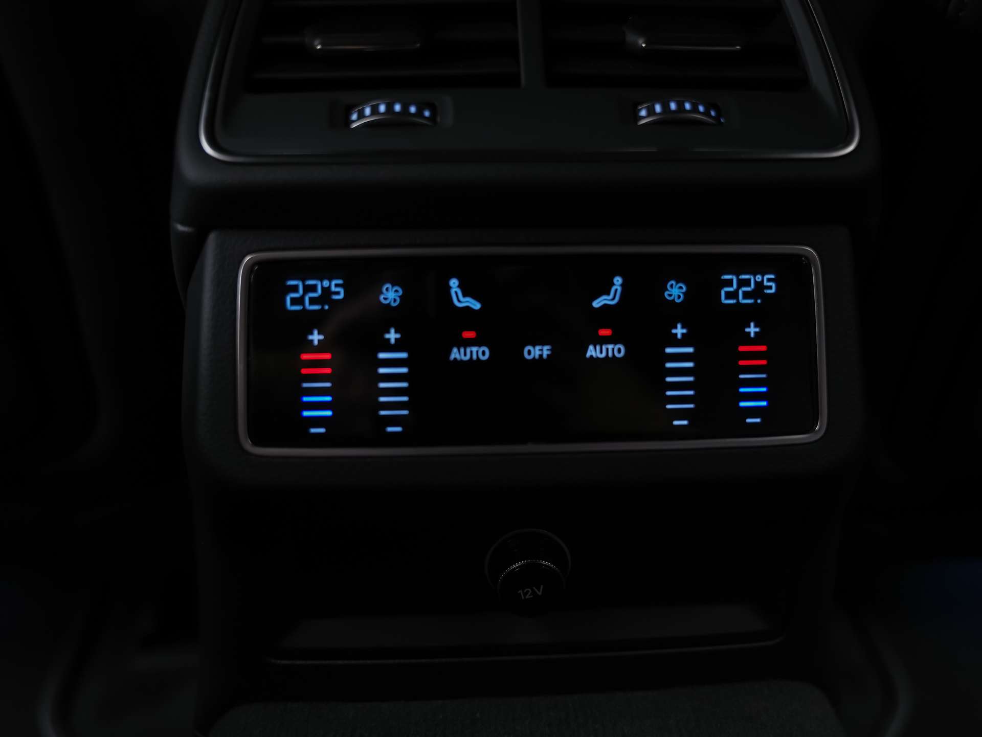 AUDI S6 Avant 3.0 V6 TDI quattro T-Tronic *Luftfahrwerk*Bang & Olufsen*El. Sitze mit Memory*Soft close*-image-14