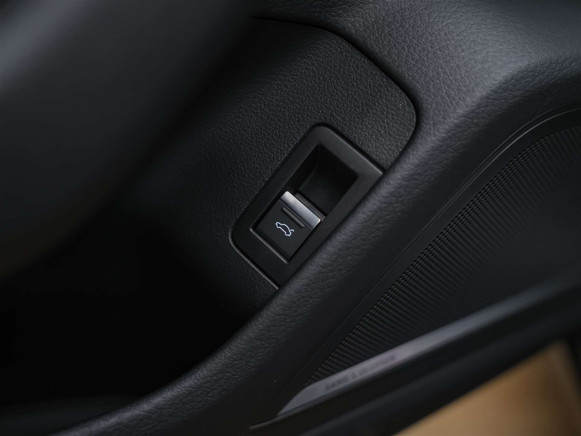AUDI S6 Avant 3.0 V6 TDI quattro T-Tronic *Luftfahrwerk*Bang & Olufsen*El. Sitze mit Memory*Soft close*-image-27