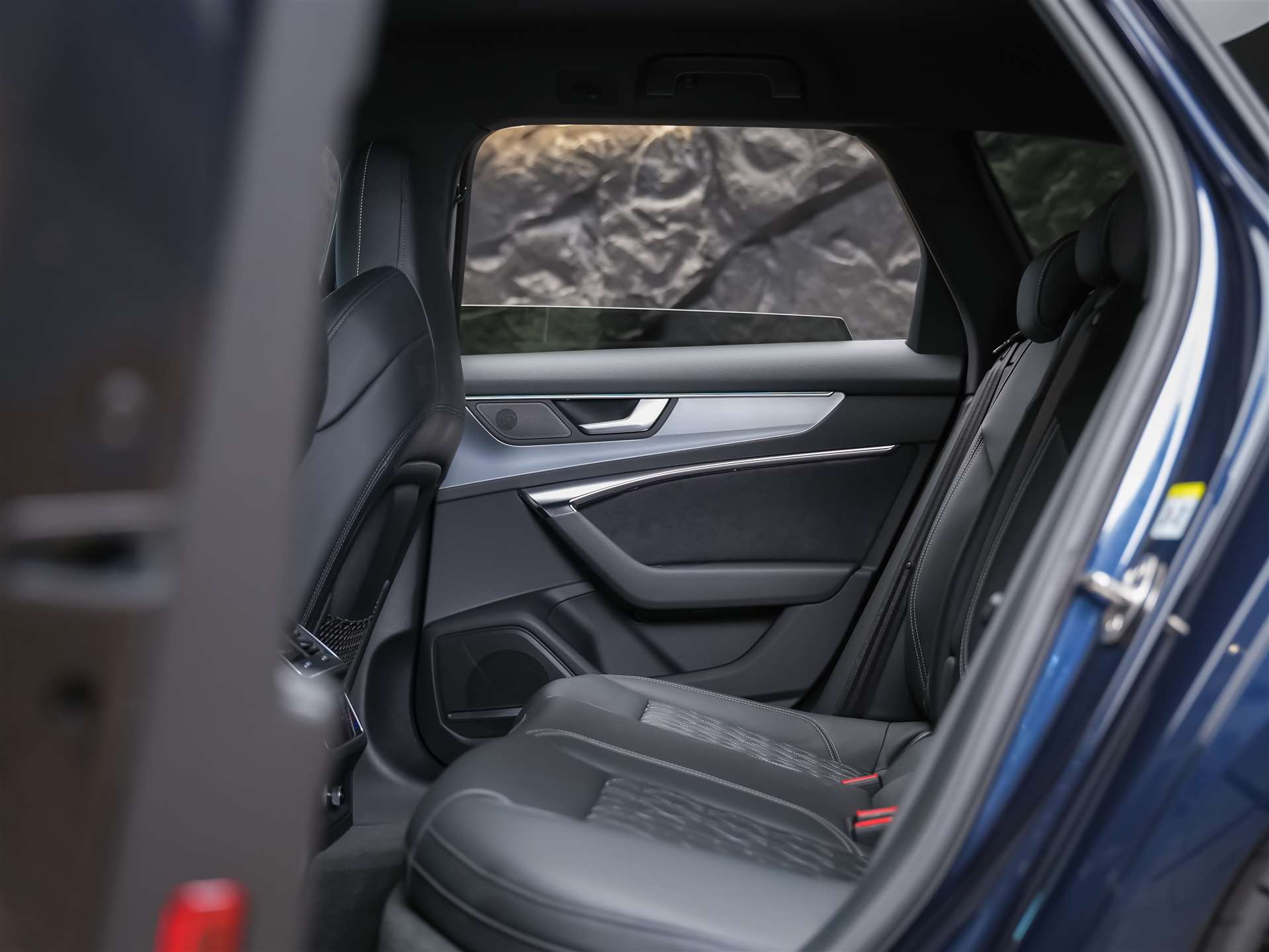 AUDI S6 Avant 3.0 V6 TDI quattro T-Tronic *Luftfahrwerk*Bang & Olufsen*El. Sitze mit Memory*Soft close*-image-12