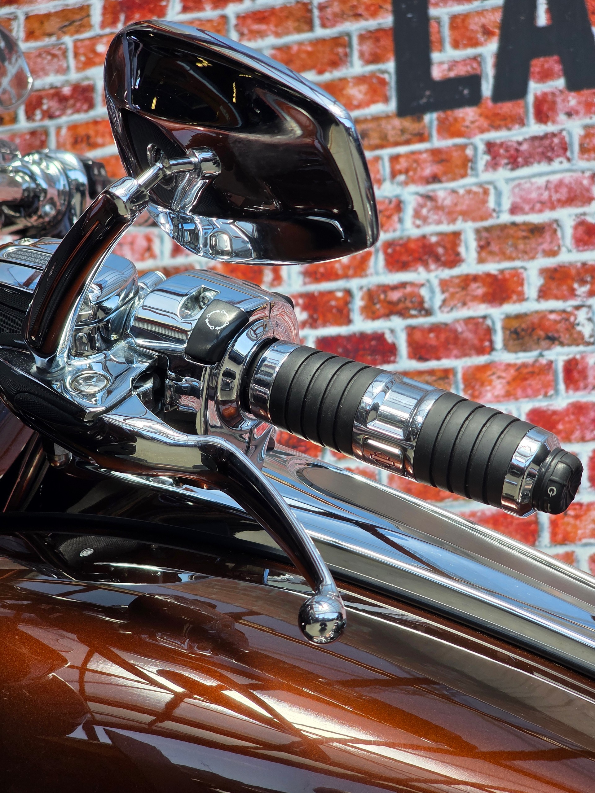 HARLEY-DAVIDSON FLHTKSE Electra Glide Ultra Limited 117 CVO-image-11