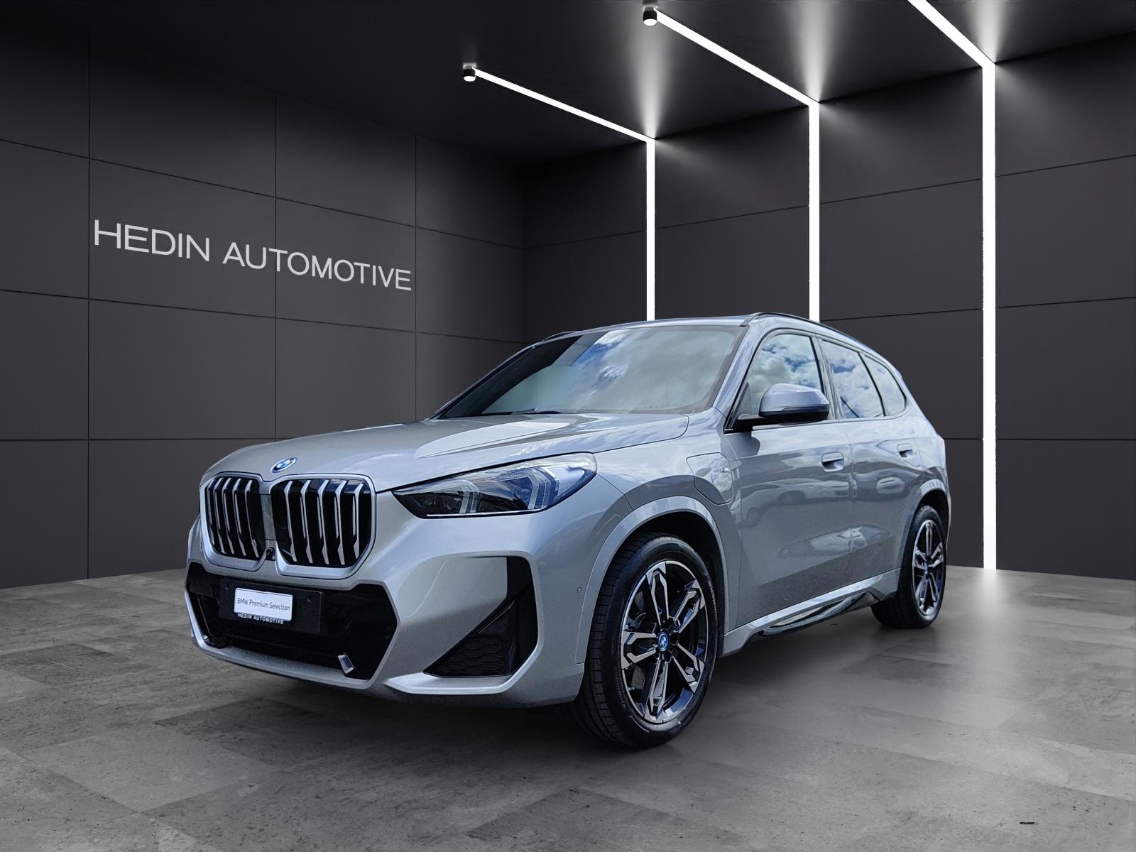 BMW X1 30e xDrive paddles-image-0