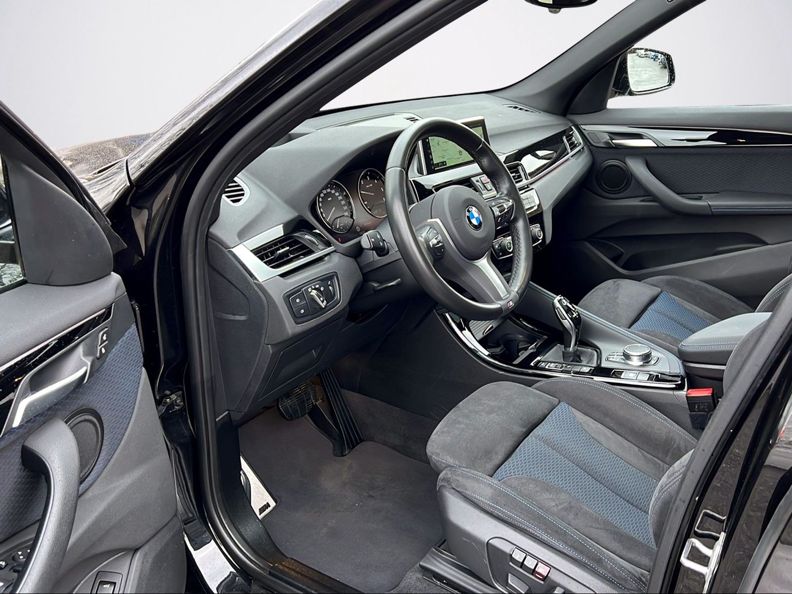 BMW X1 xDrive 20d M Sport Steptronic-image-2