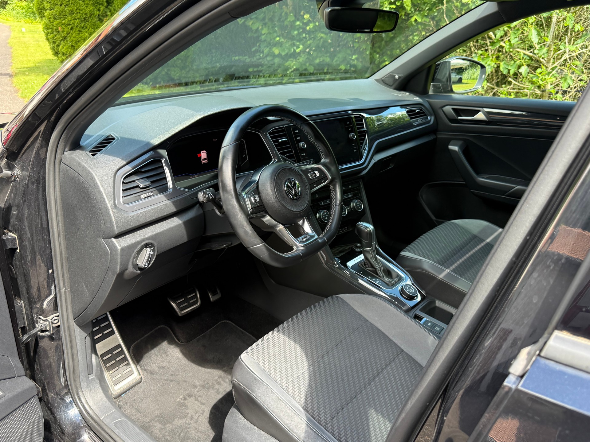 VW T-Roc 2.0 TSI Sport DSG 4Motion-image-9