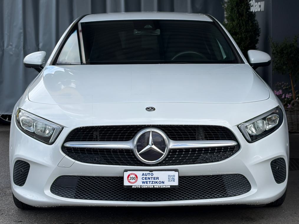 MERCEDES-BENZ A 180 Progressive 7G-DCT