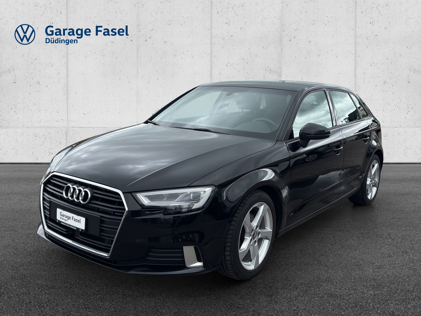 AUDI A3 Sportback 1.5 TFSI S-tronic Sport-image-0