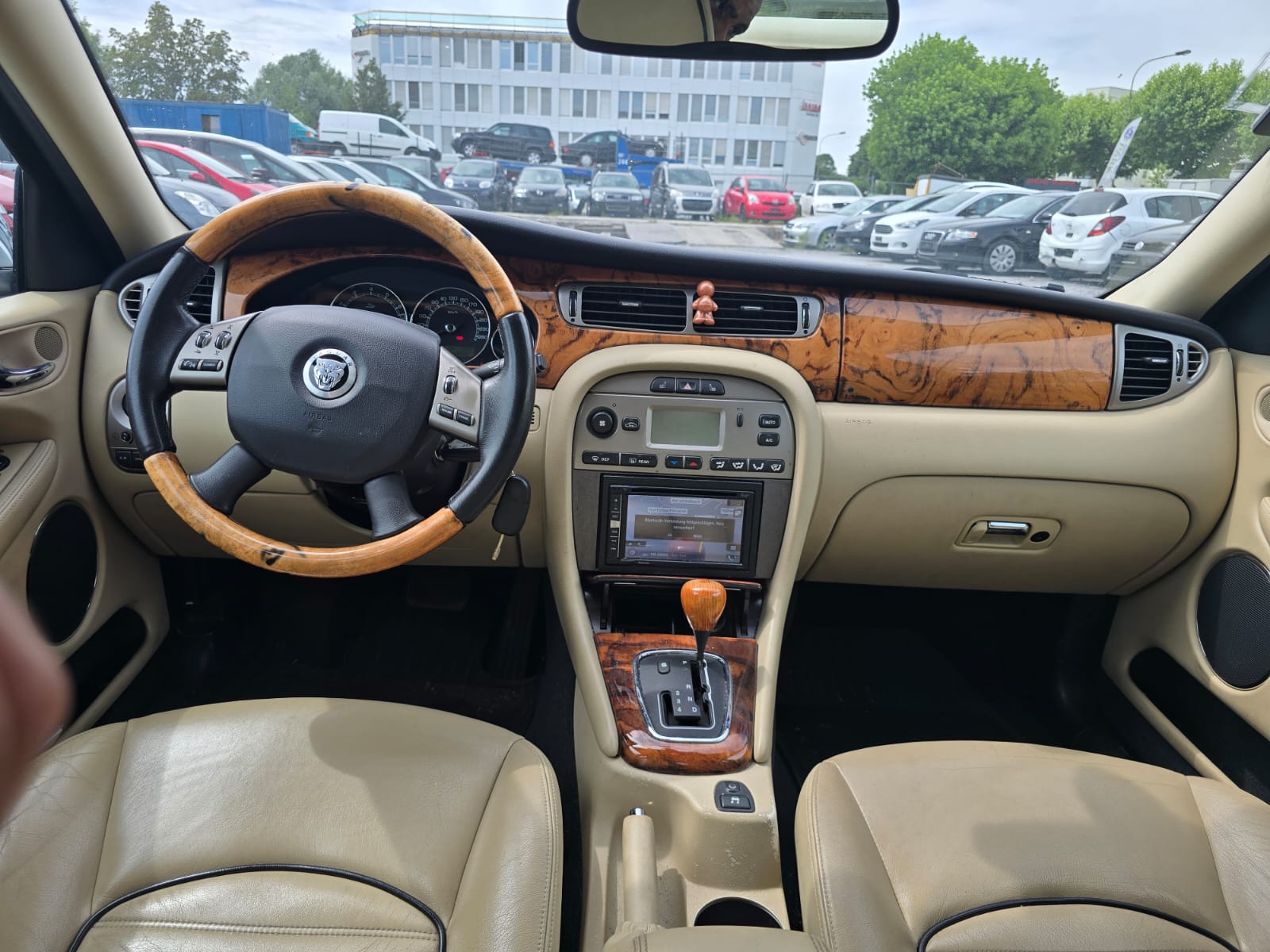 JAGUAR X-Type 2.5 V6 Traction4 Sovereign Automatic-image-6