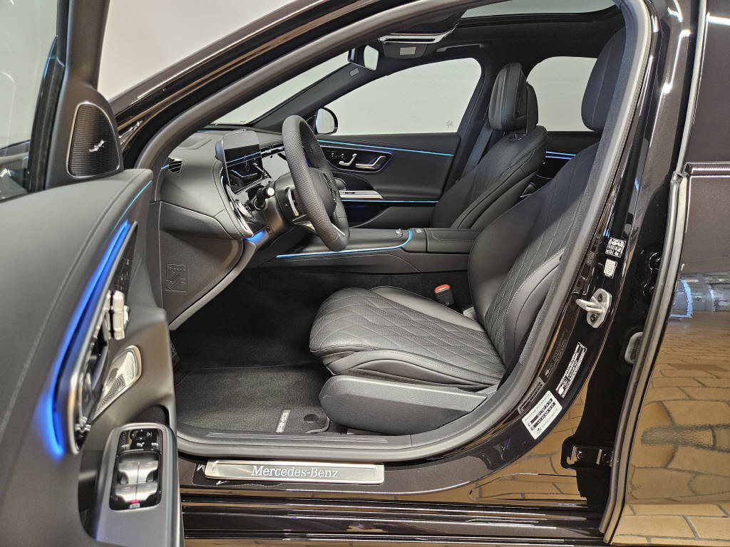MERCEDES-BENZ E 450 4Matic AMG Line Limousine-image-6