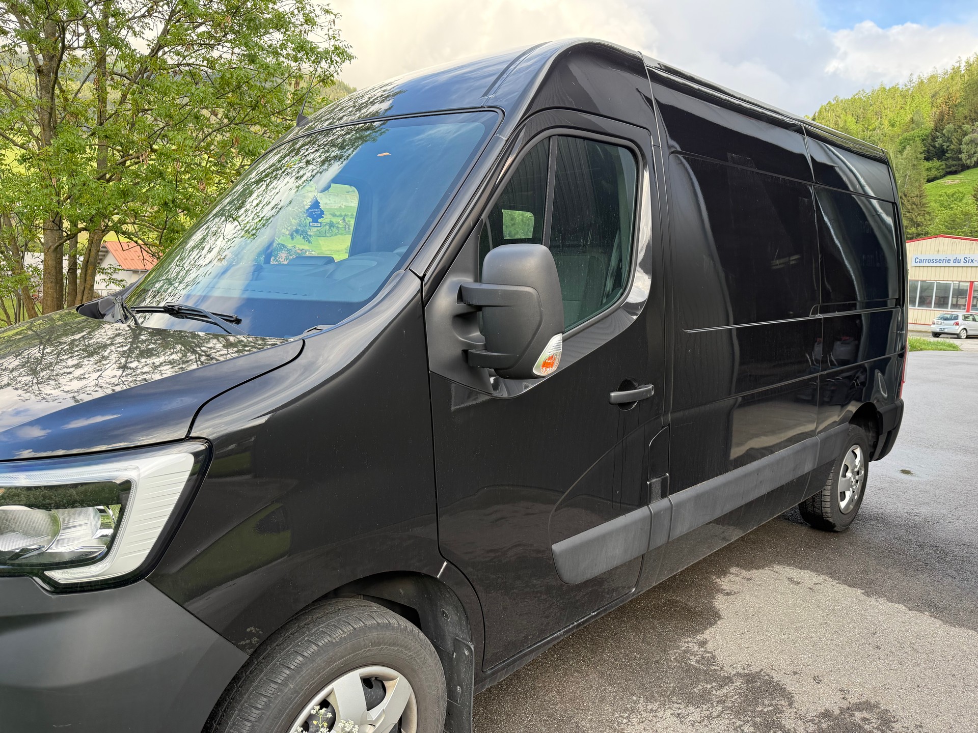 RENAULT 2.3 dCi 135 TwinTurbo-image-0
