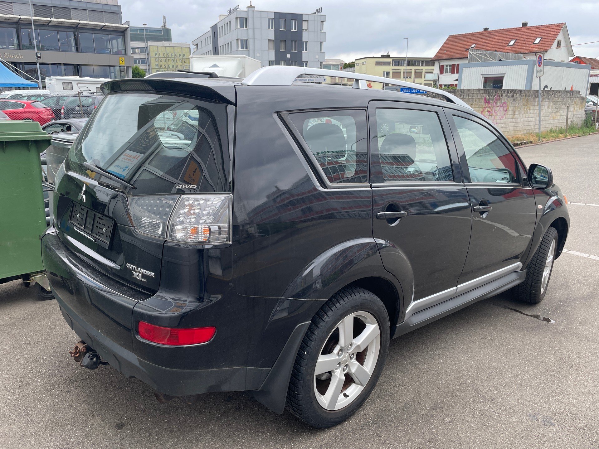 MITSUBISHI OUTLANDER-image-3