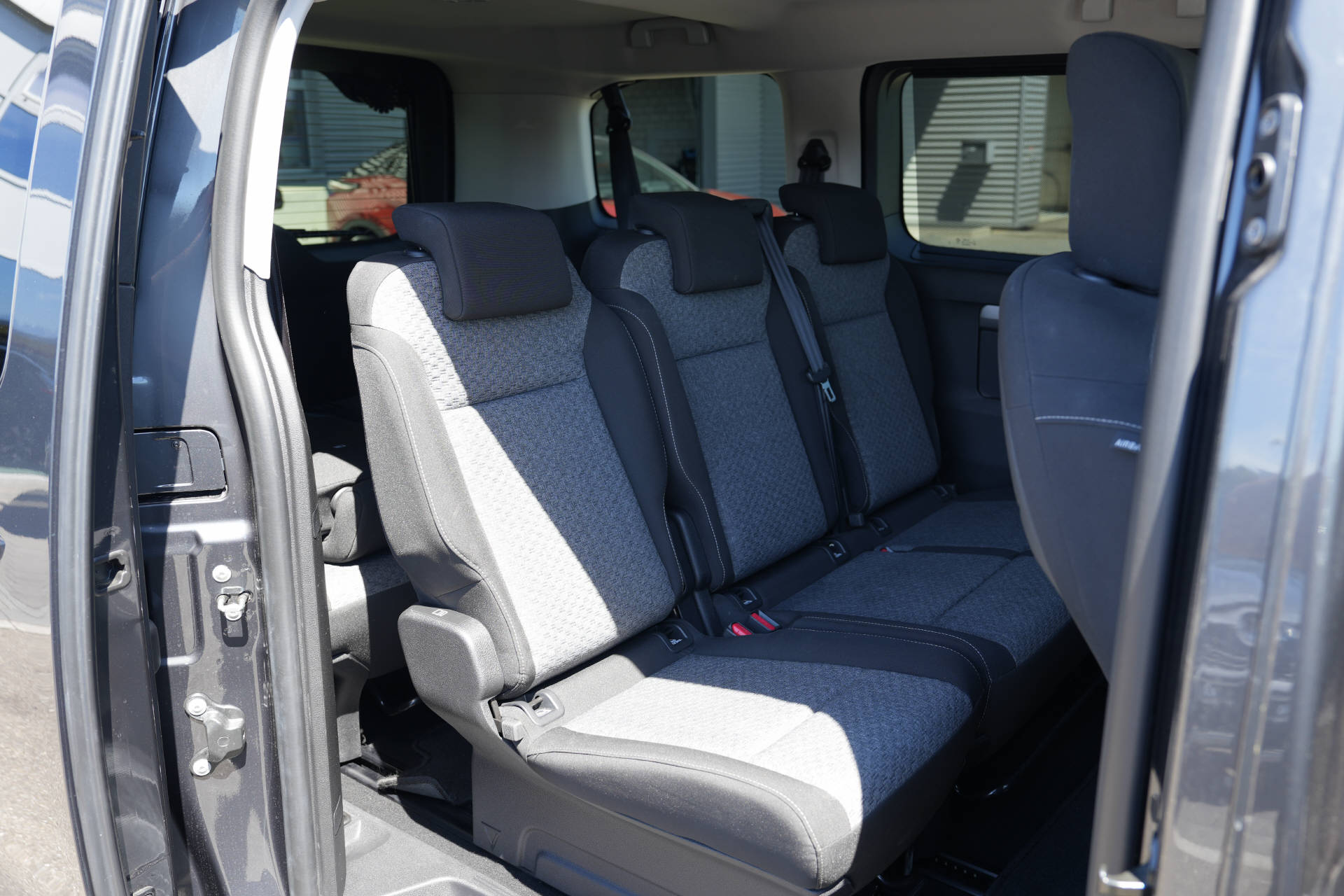 TOYOTA PROACE Verso L1 2.0 D Trend-image-8