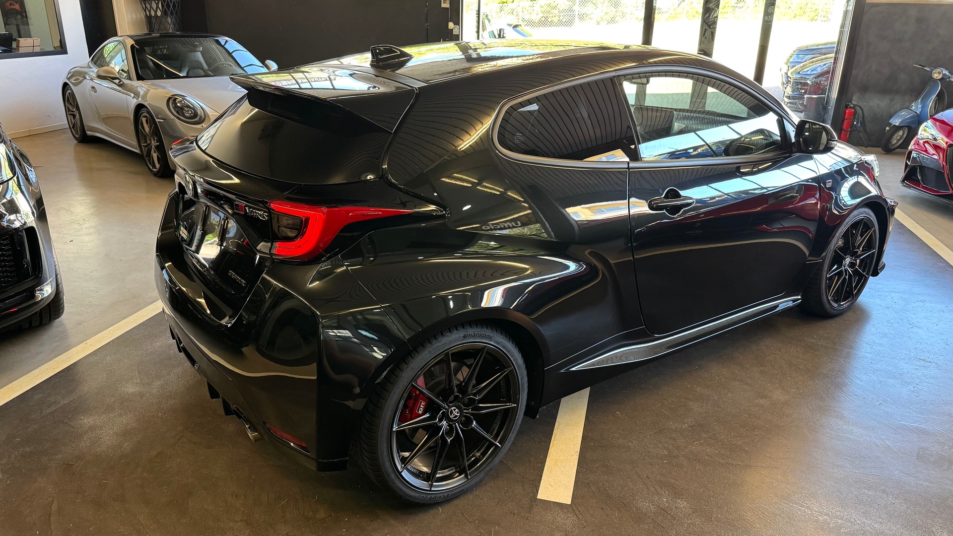 TOYOTA Yaris 1.6 GR Sport-image-4