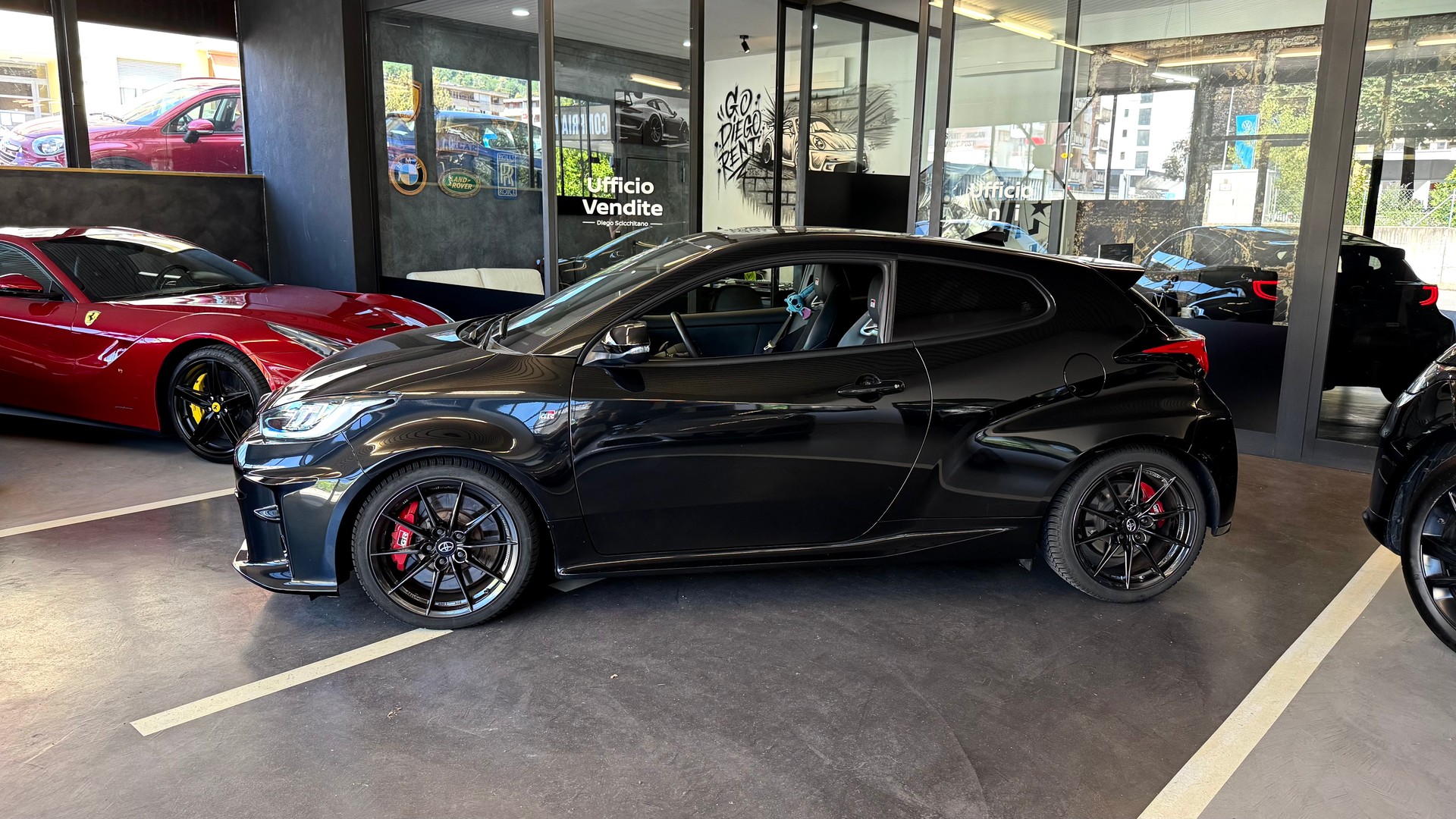 TOYOTA Yaris 1.6 GR Sport-image-2