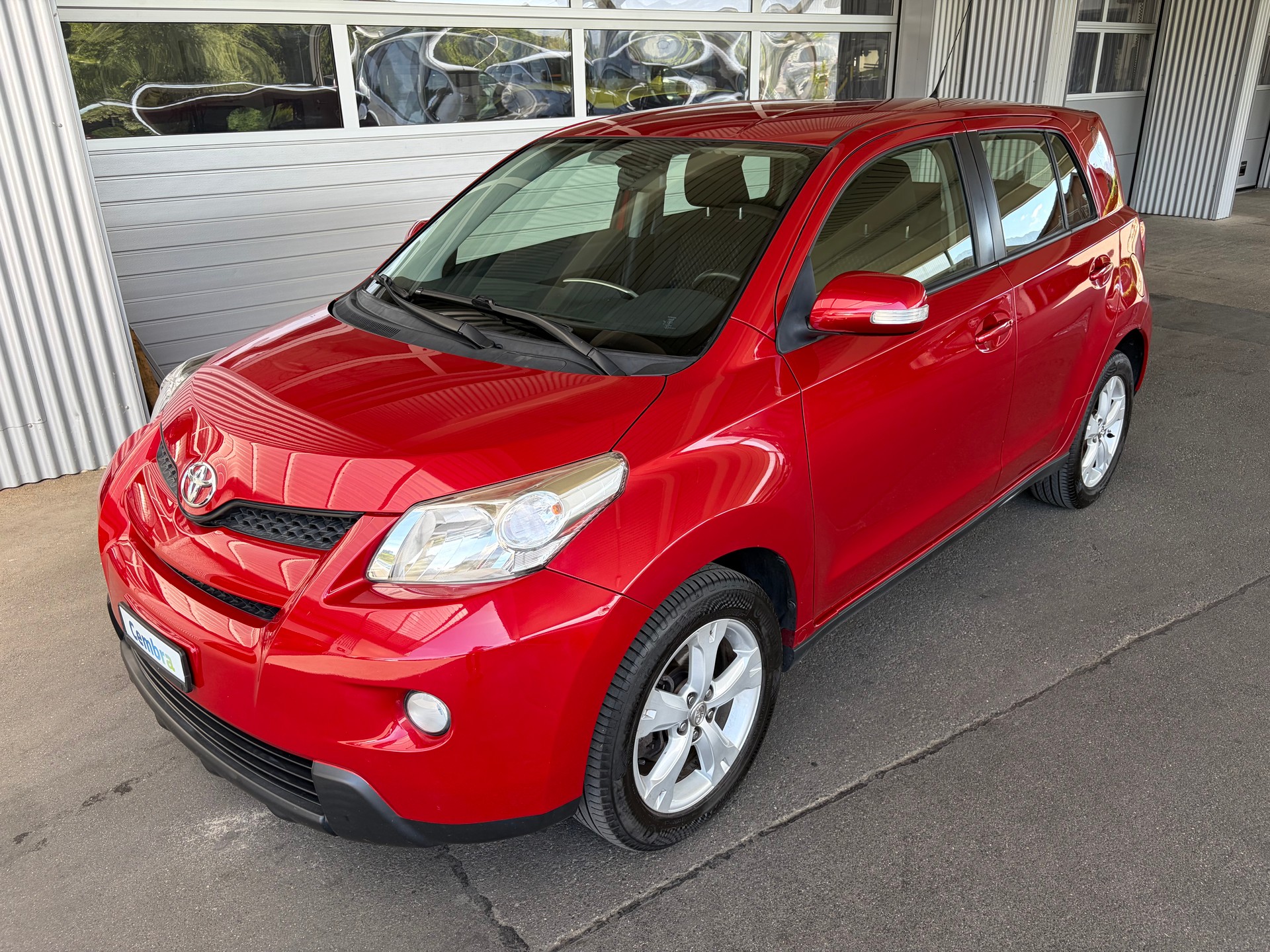 TOYOTA UrbanCruiser 1.4 D-4D Linea Sol 4WD-image-0