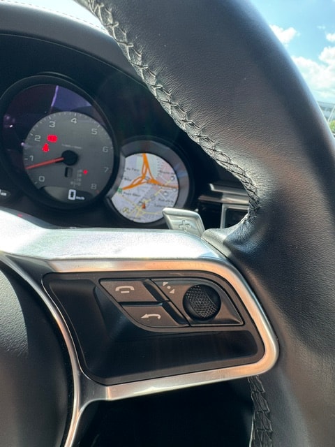 PORSCHE Macan S PDK-image-15