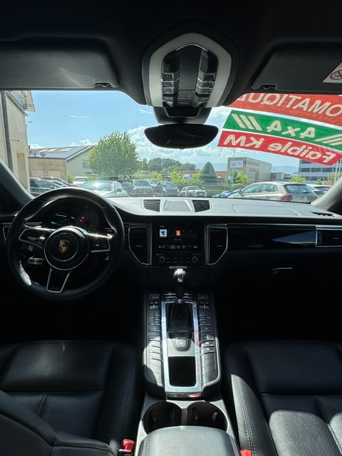 PORSCHE Macan S PDK-image-9
