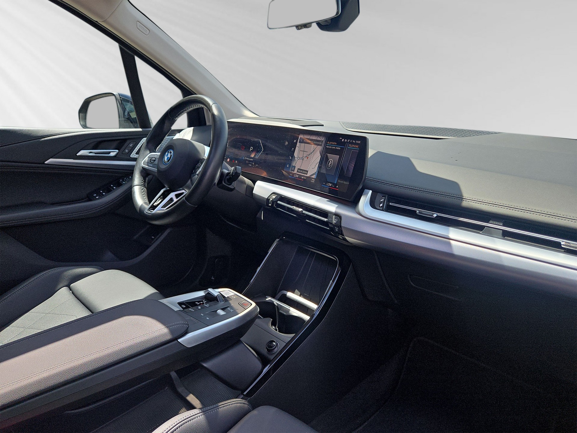 BMW 225e xDrive Active Tourer Luxury Line-image-5