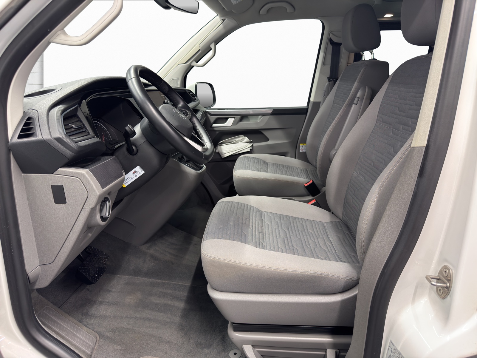 VW T6.1 California 3000 2.0 TDI 150 Ocean L-image-6