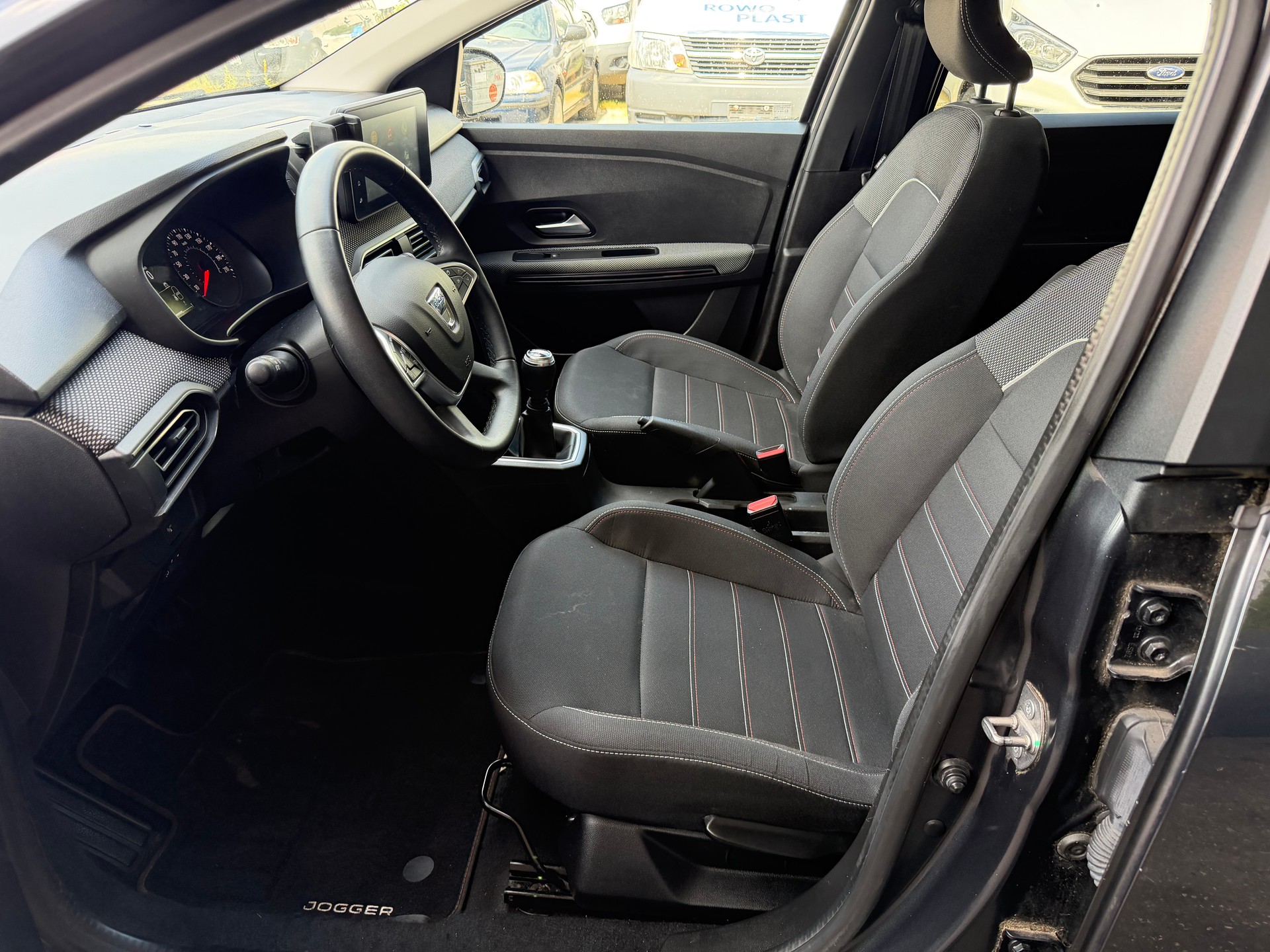 DACIA Jogger TCe 110 Essential-image-6