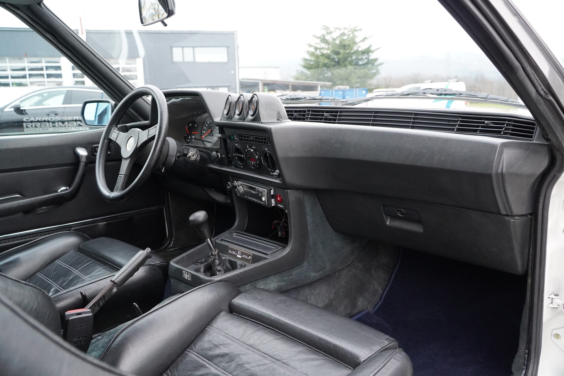 BMW 635 CSI DESIGN ALPINA REPLIKA-image-18