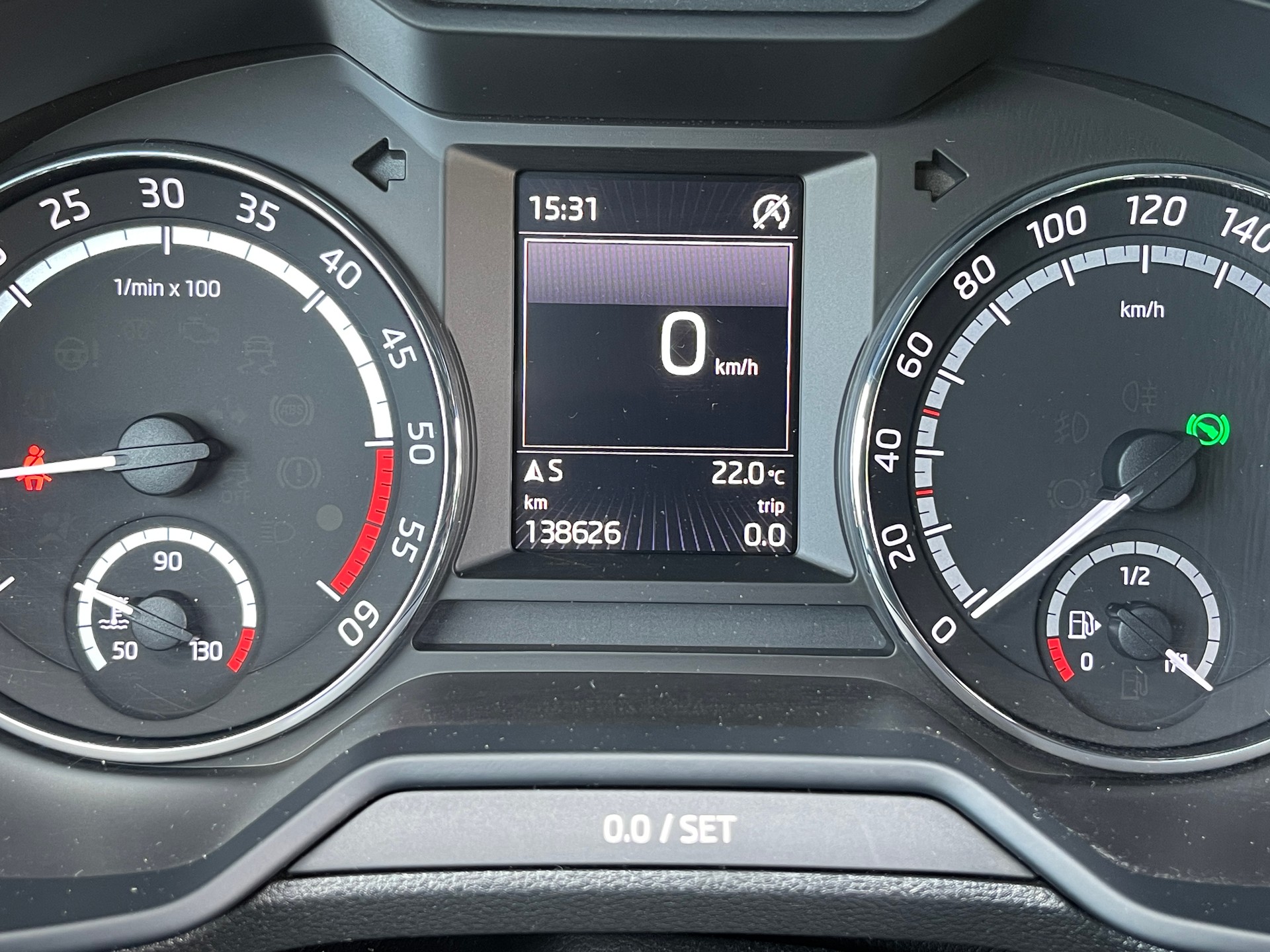 SKODA Octavia Combi 2.0 TDI RS DSG-image-21