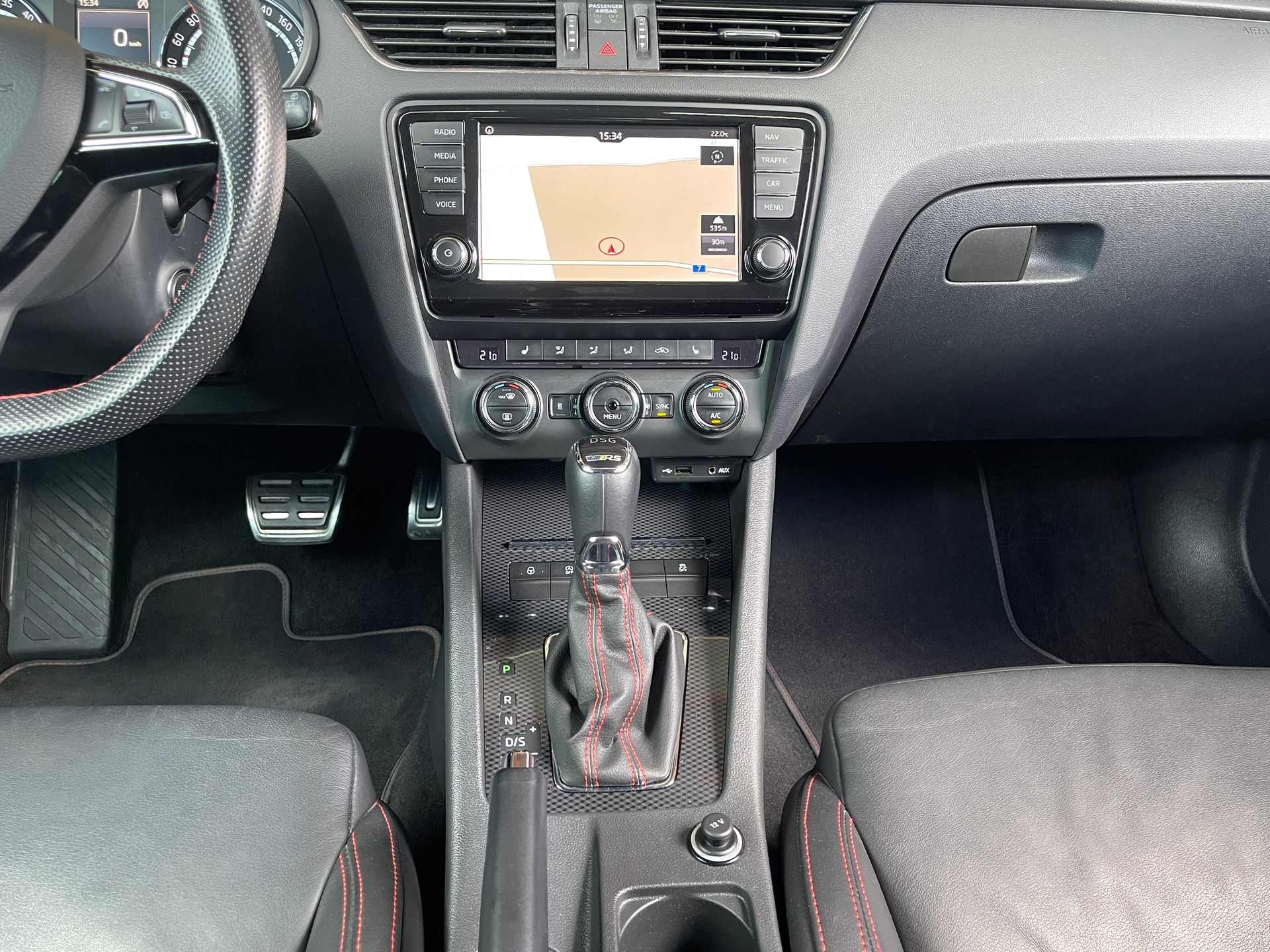 SKODA Octavia Combi 2.0 TDI RS DSG-image-11