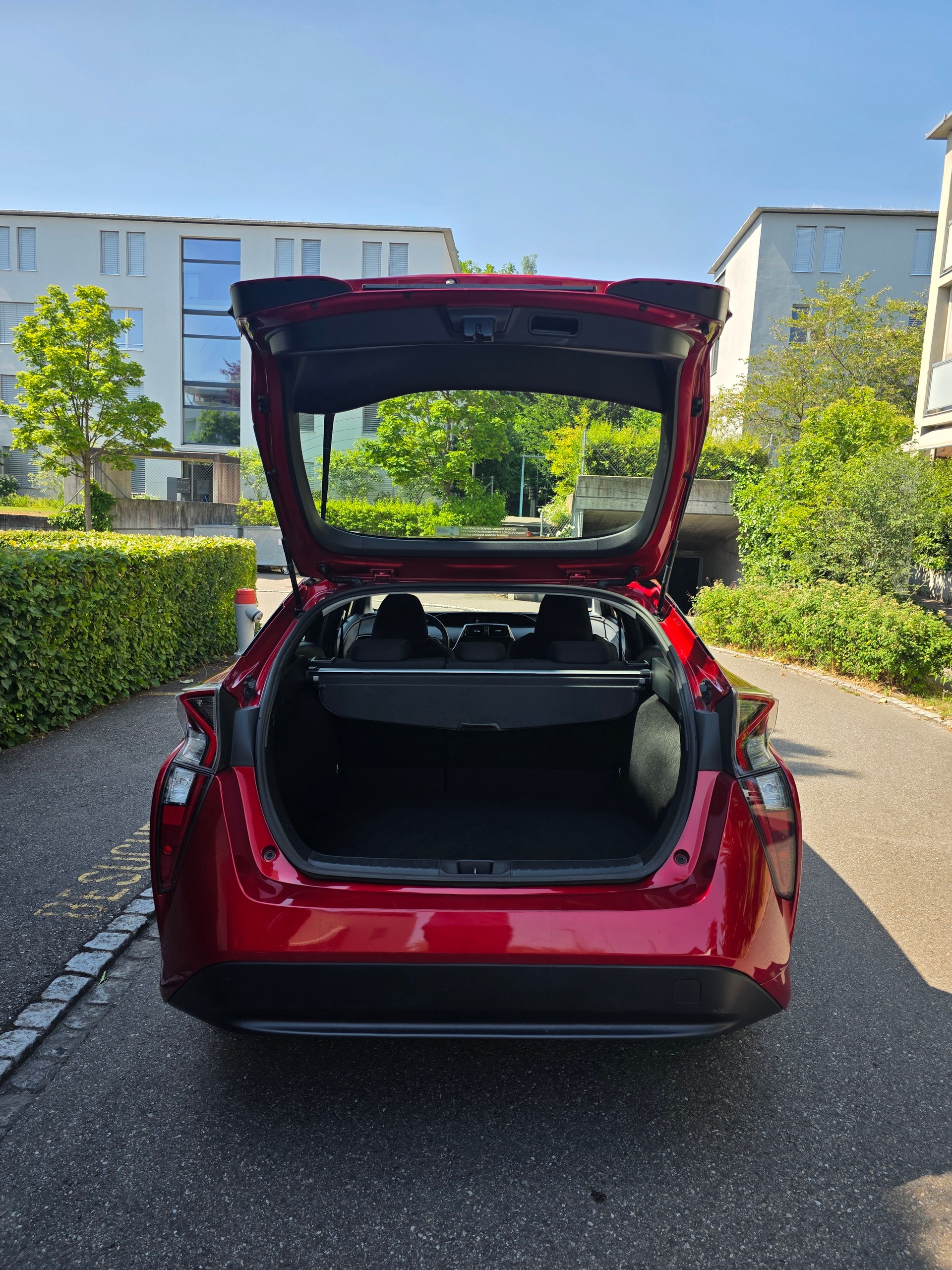 TOYOTA Prius 1.8 VVT-i HSD Sol Premium-image-10