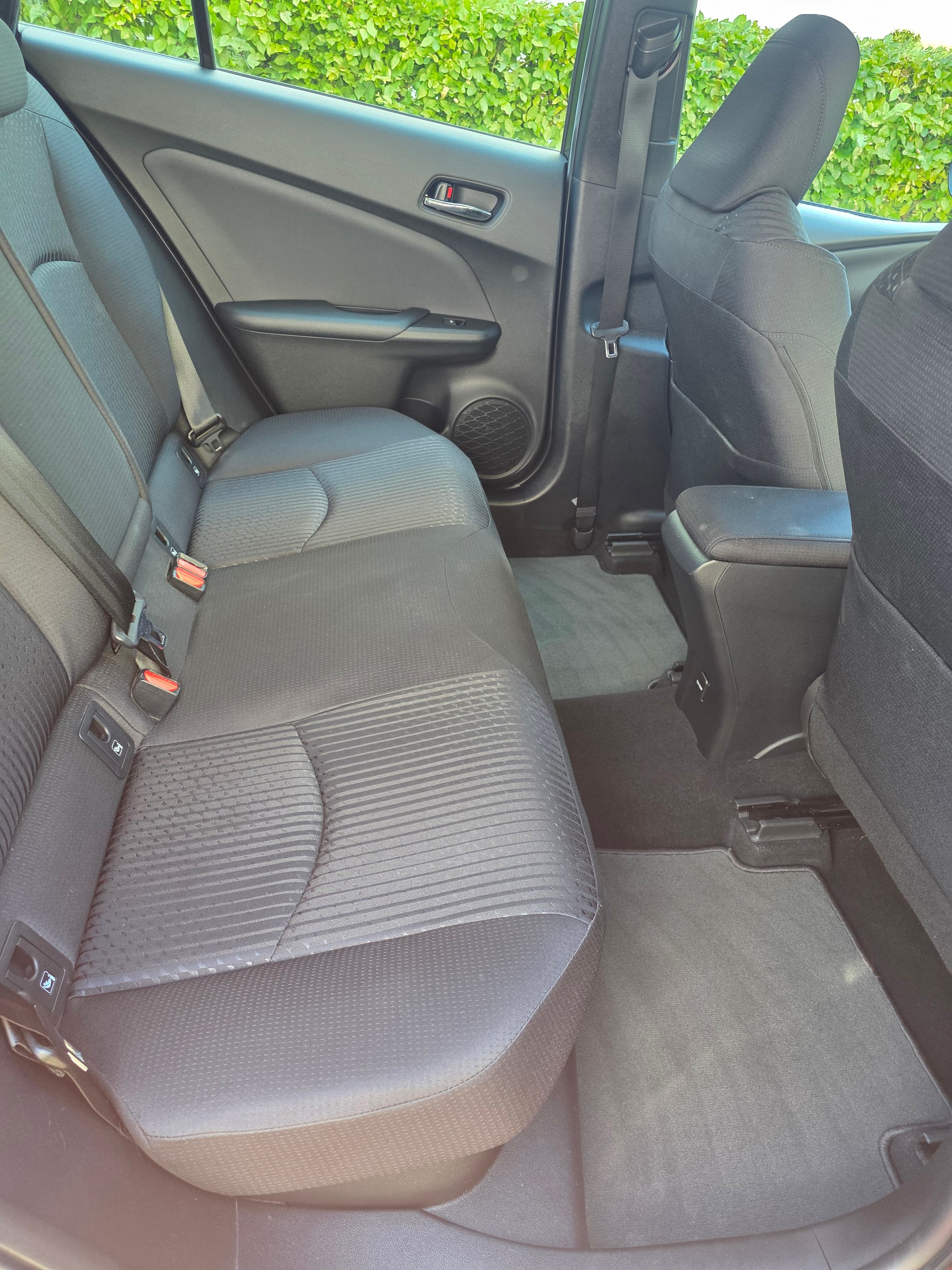 TOYOTA Prius 1.8 VVT-i HSD Sol Premium-image-14