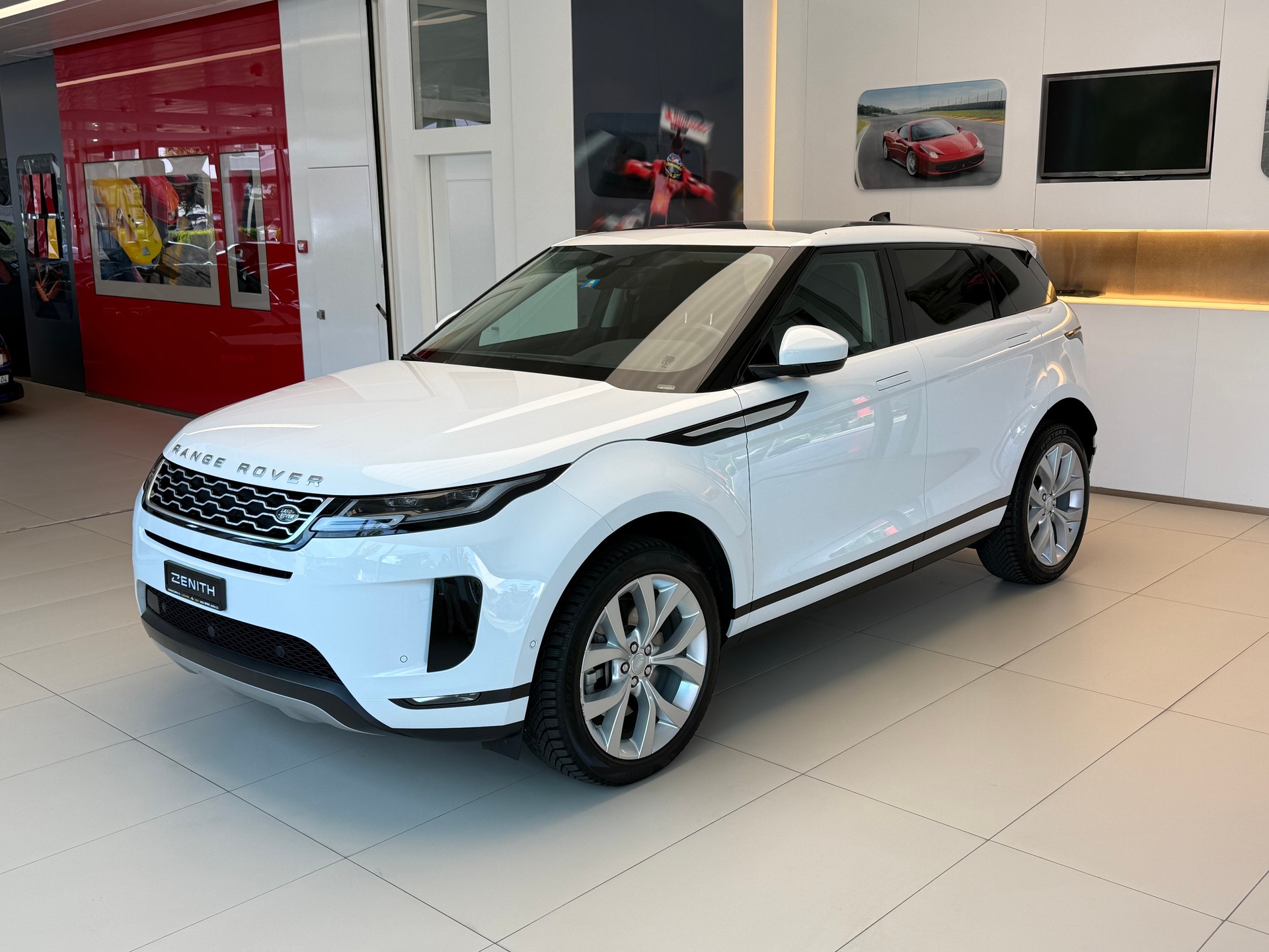LAND ROVER Range Rover Evoque P 200 MHEV HSE AT9-image-0