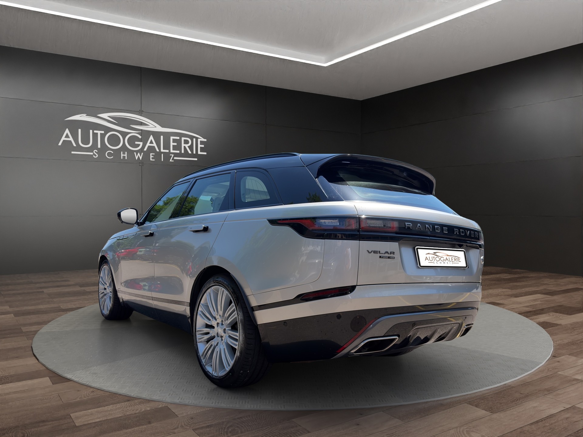 LAND ROVER Range Rover Velar R-Dynamic P 300 HSE | CH Fahrzeug | Panorama | Oyster | Luftfederung | Lückenlos Service |-image-3