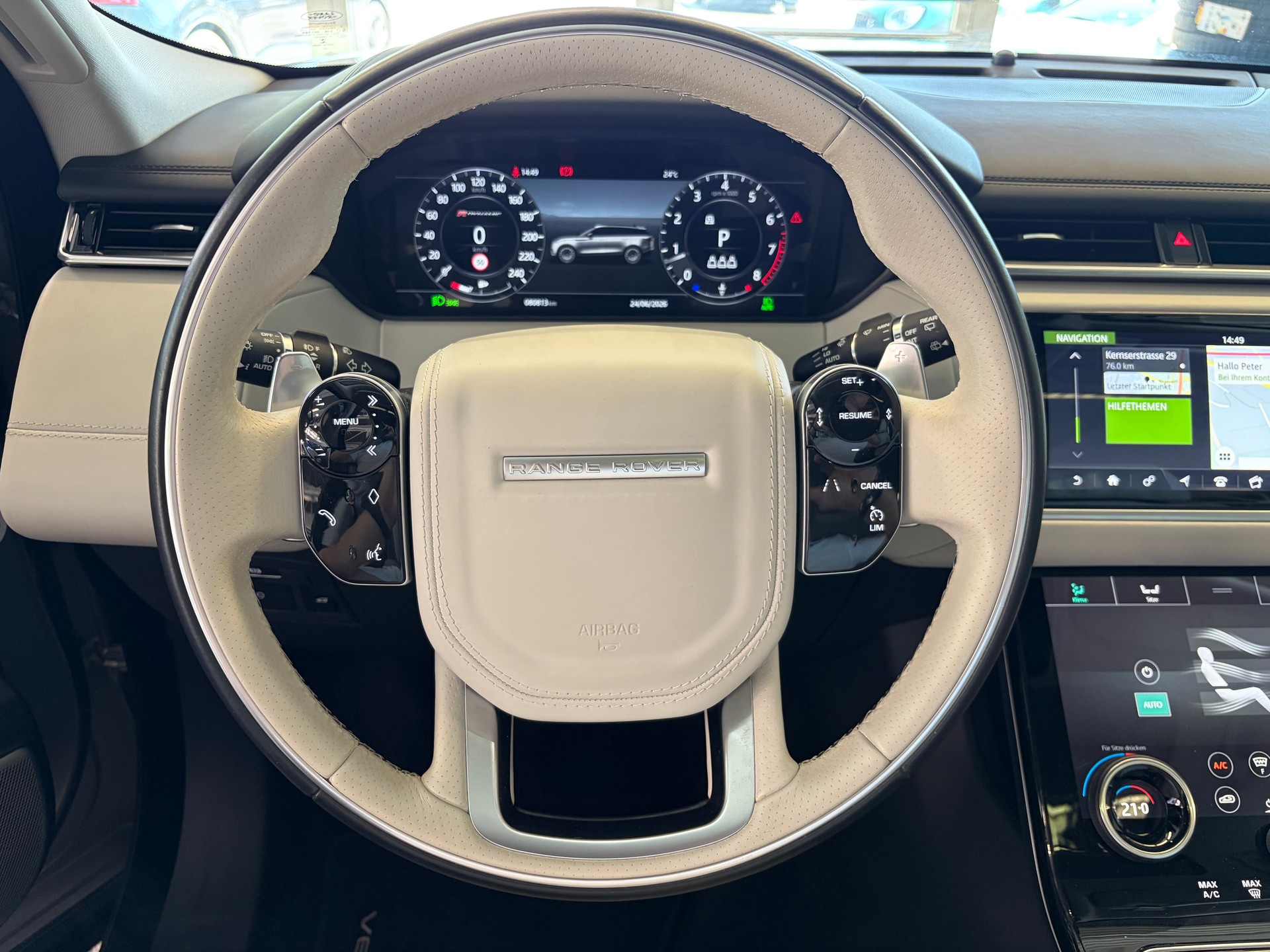 LAND ROVER Range Rover Velar R-Dynamic P 300 HSE | CH Fahrzeug | Panorama | Oyster | Luftfederung | Lückenlos Service |-image-18
