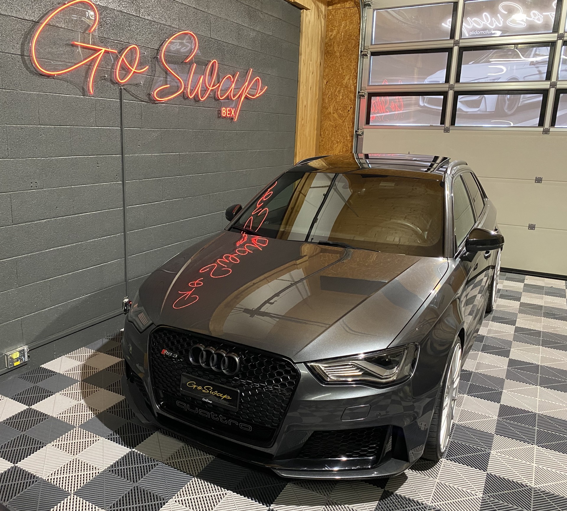 AUDI RS3 2.5 TSI quattro S-tronic-image-7