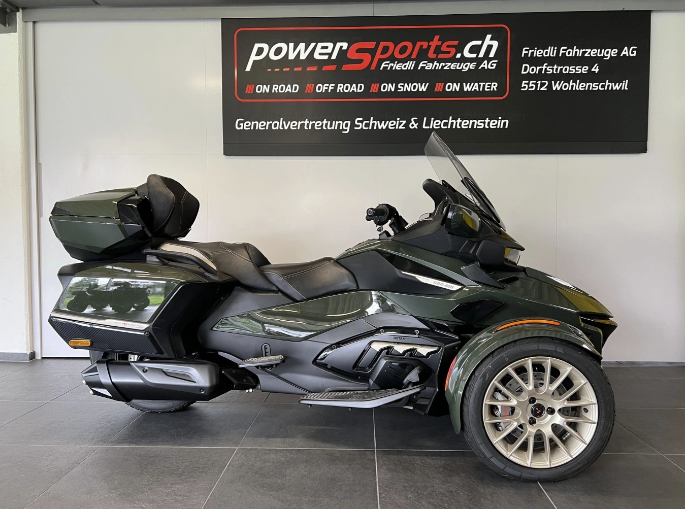 CAN-AM Spyder RT Sea to Sky-image-4